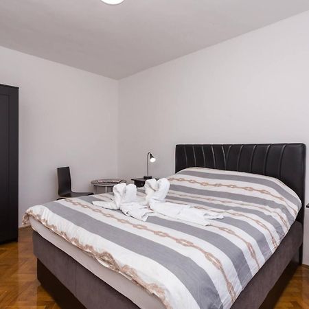 Apartments Bernardeta 2 Baška Exteriör bild