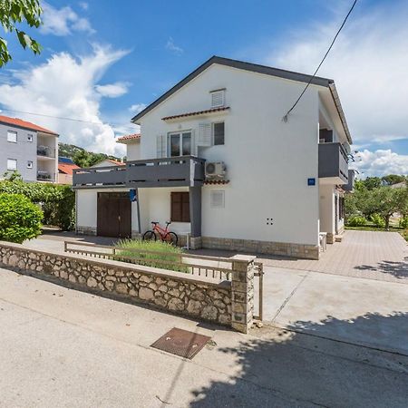 Apartments Bernardeta 2 Baška Exteriör bild