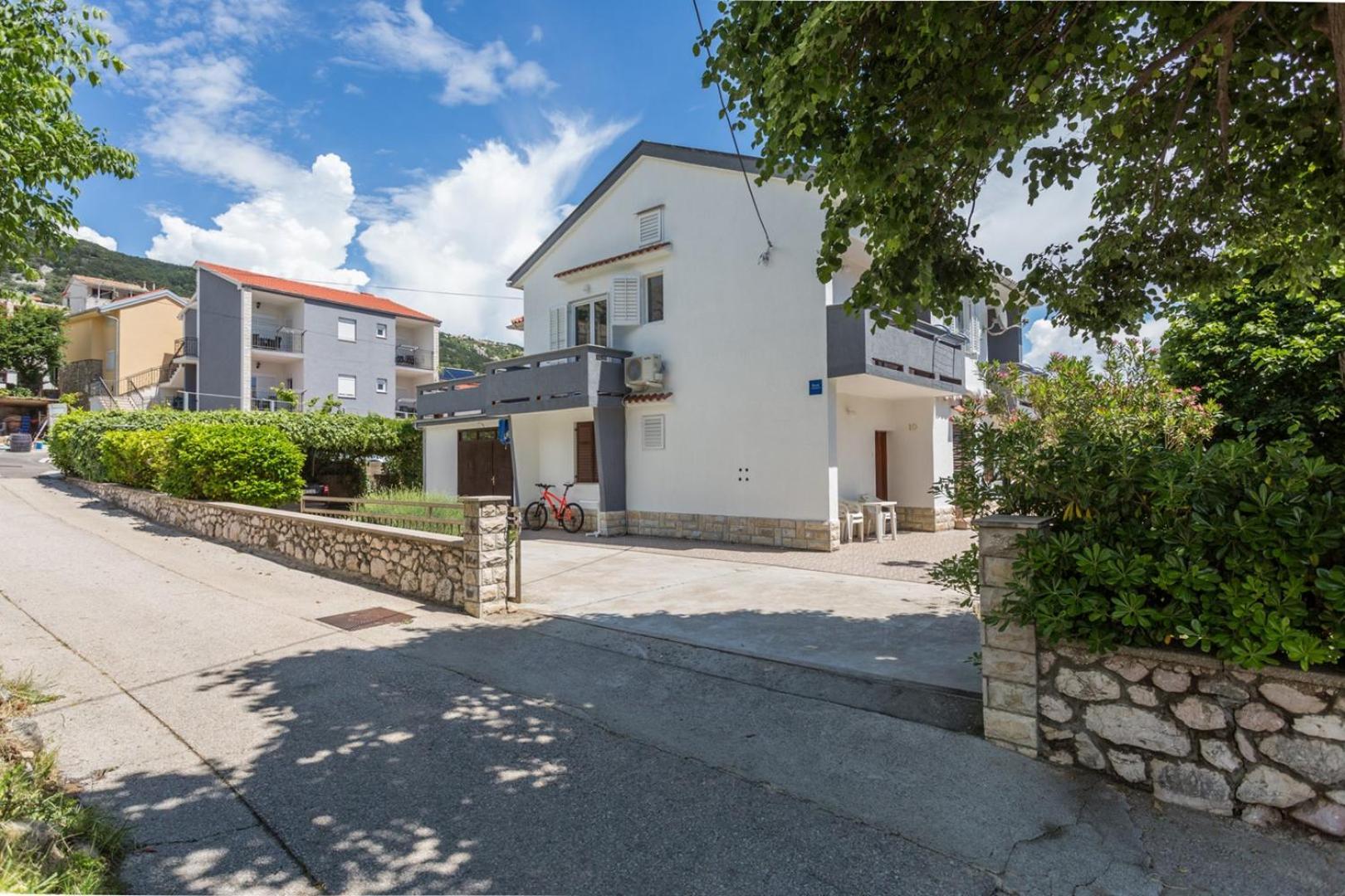 Apartments Bernardeta 2 Baška Exteriör bild