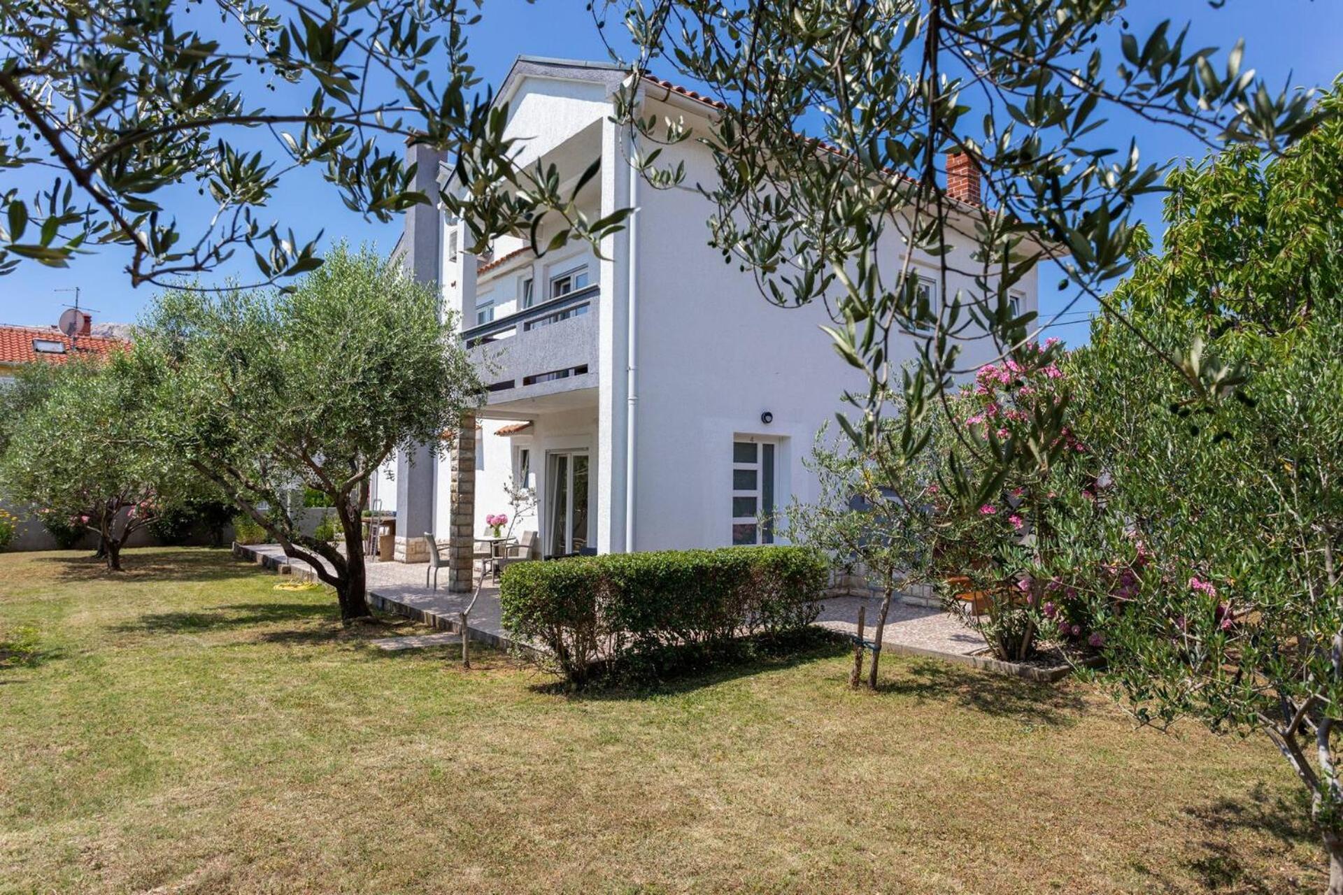 Apartments Bernardeta 2 Baška Exteriör bild
