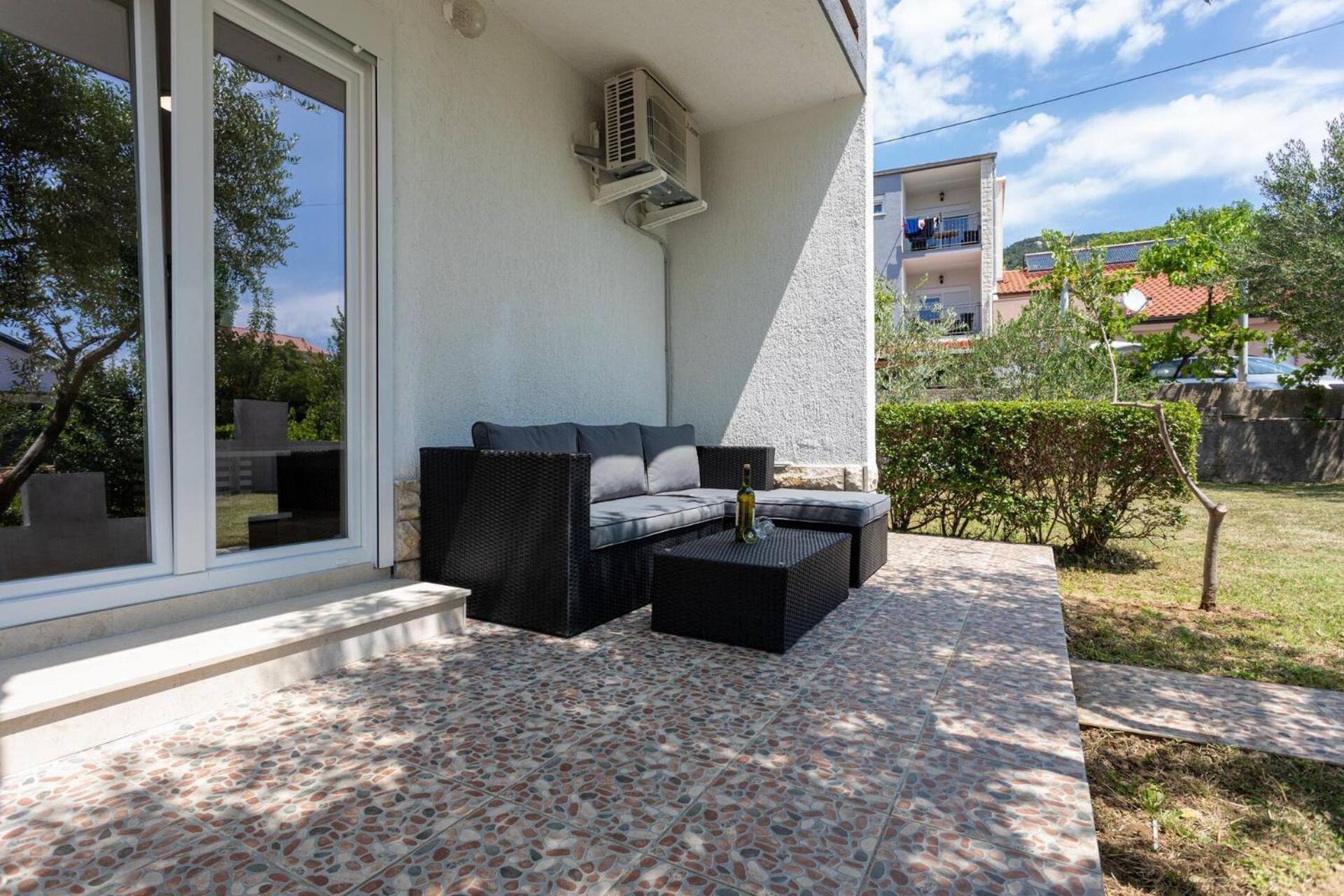 Apartments Bernardeta 2 Baška Exteriör bild